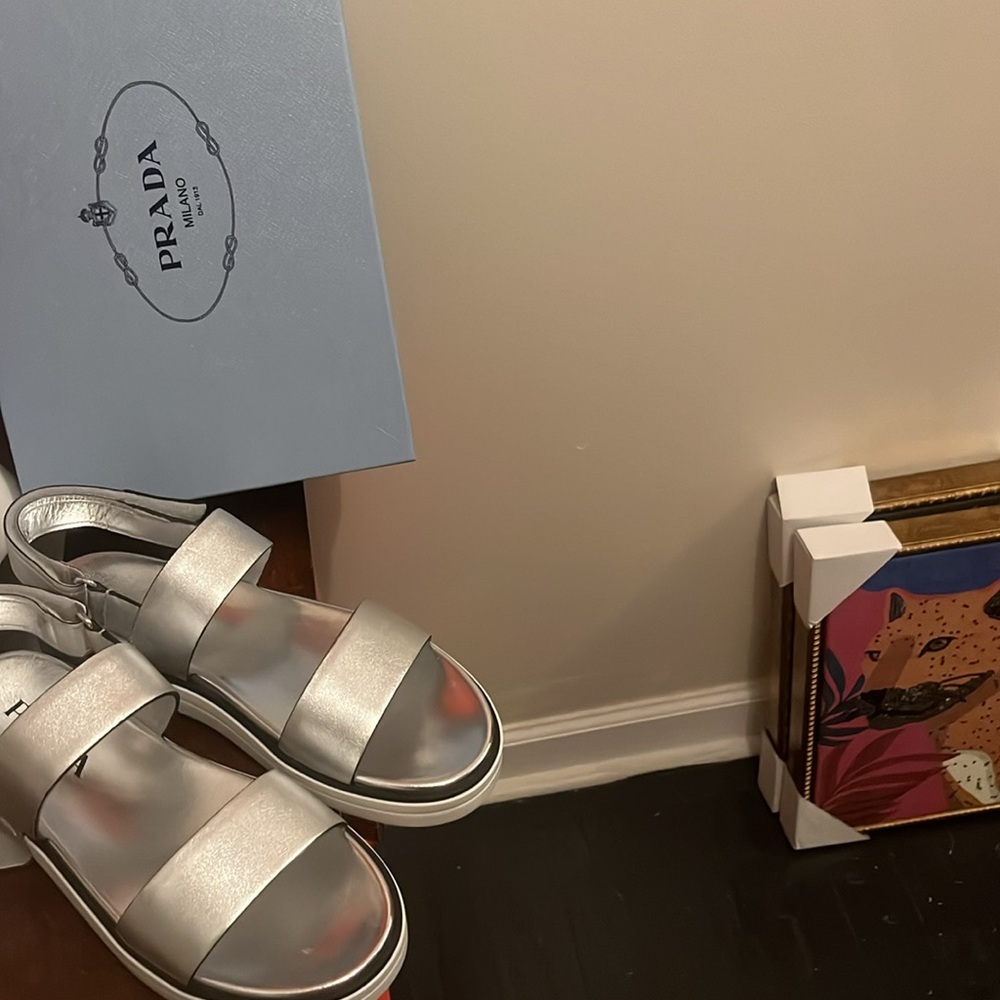 Prada leather sling back sandals size 8 - Picture 5 of 9